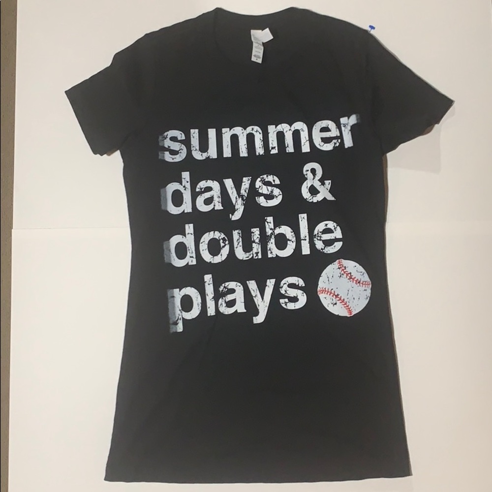 🧡 “Summer days & double plays” Tee NWOT